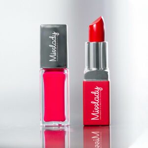 lipstick brand logo